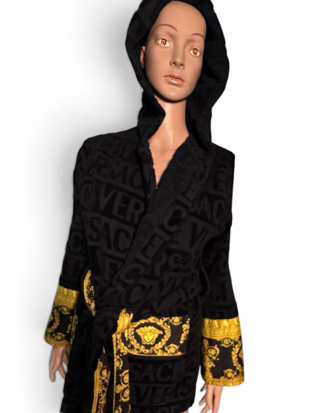 Versace I Love Baroque Short Bathrobe in Black with Medusa Pattern - Picture 2 of 4